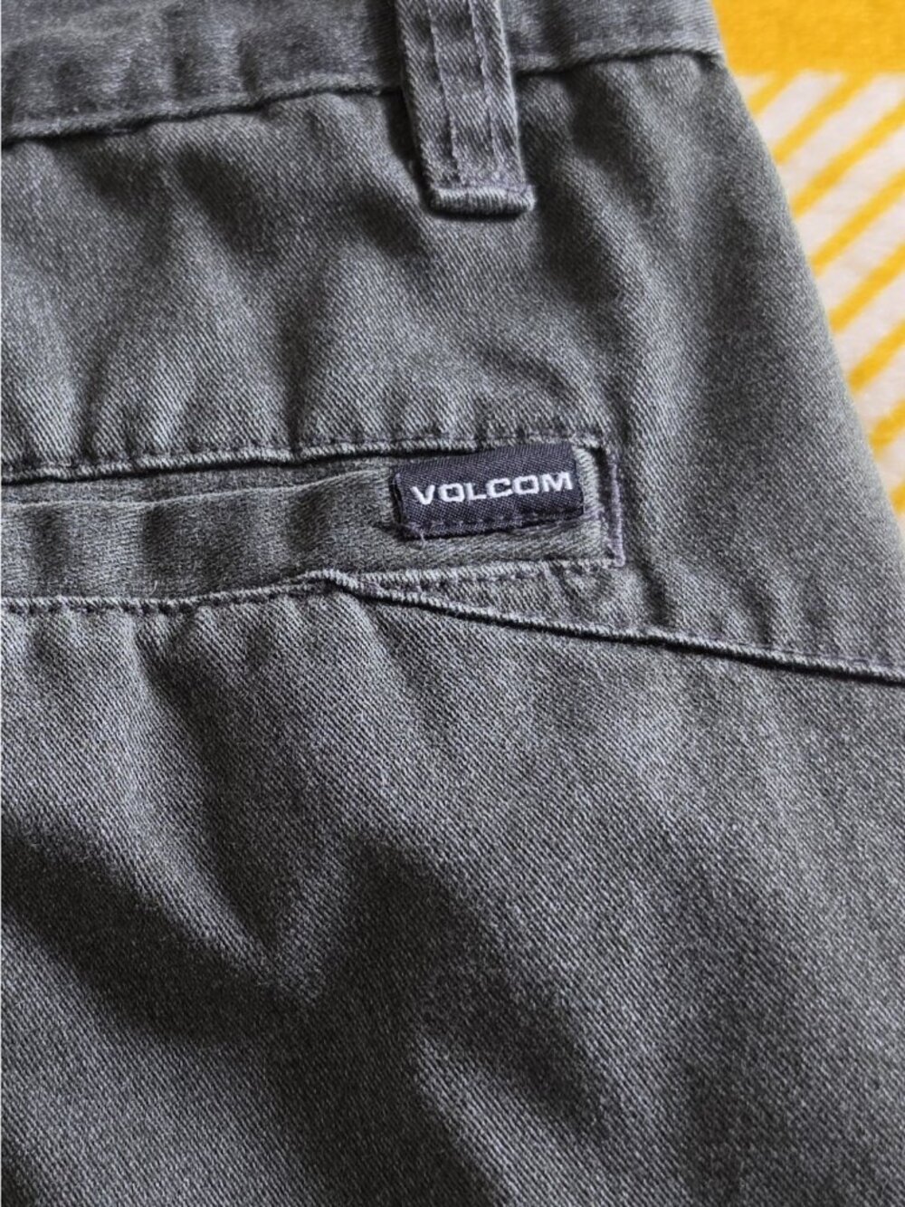 Volcom True To This Gray Chino Pants Mens 32x30 Straight Leg Twill - Picture 11 of 12